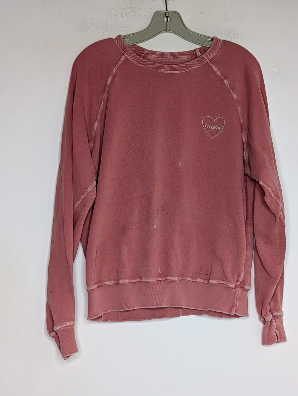 THE GREAT Mom Pullover College Crewneck Sweatshirt Embroidery Fade Wash READ